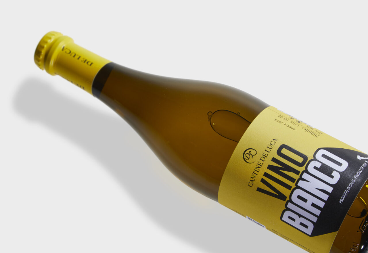 Vino Bianco – Cantine de Luca Drikkevarer Lowin